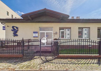 lokal na sprzedaż - Brzeg, Ks. Jerzego Popiełuszki